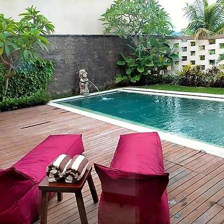 The Grand Villandra Resort Lovina